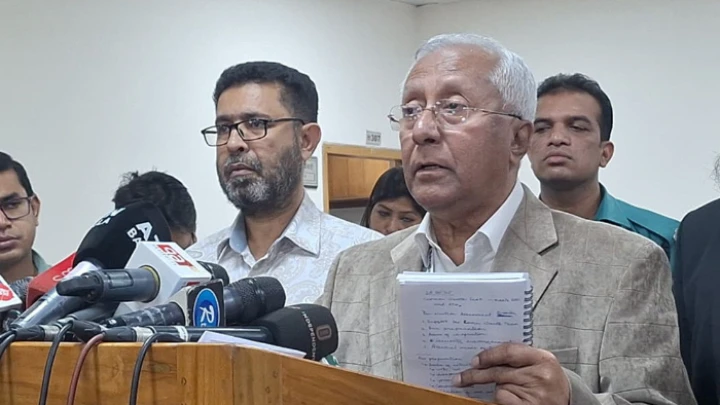 ‘শাপলা কলি’ প্রতীক কারও চাপে যুক্ত করা হয়নি: ইসি সচিব ছবি: সংগৃহীত।