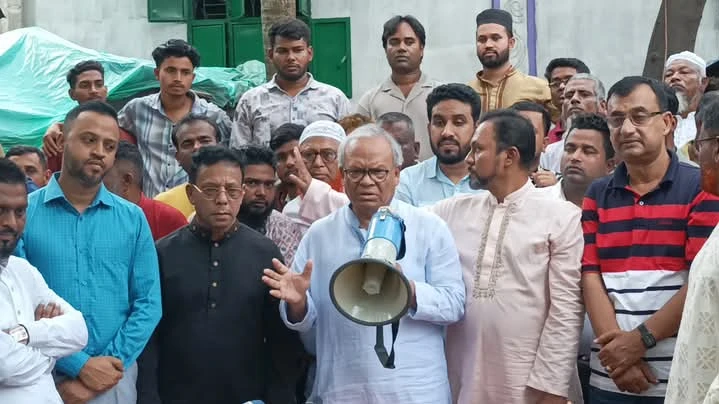বিএনপি ক্ষমতায় গেলে জুলাই আন্দোলনের সকল শহীদ এবং আহতদের দায়িত্ব নেবে রাষ্ট্র: রিজভী ধারনকৃত ছবি
